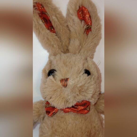 Reese's Bunny collectors Great condition toy kid baby comfy sleep stuffed animal - Picture 2 of 3